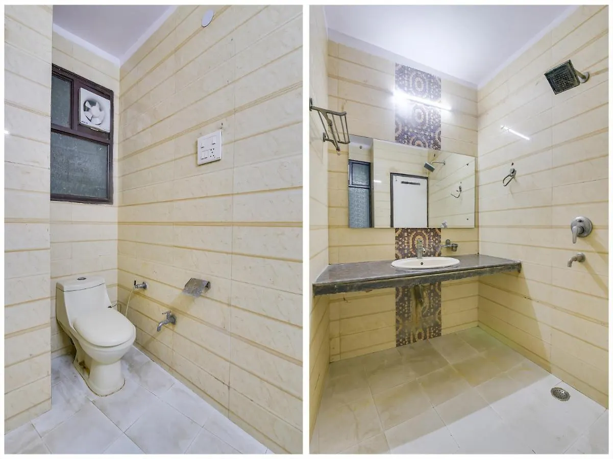 Collection O 78493 Noble Inn Paharganj Delhi  3*, Delhi (National Capital Territory of India)