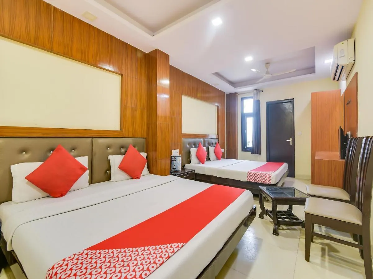 Collection O 78493 Noble Inn Paharganj Delhi  3*, Delhi (National Capital Territory of India) India