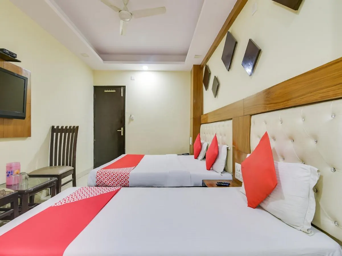 Collection O 78493 Noble Inn Paharganj Delhi  Hotel