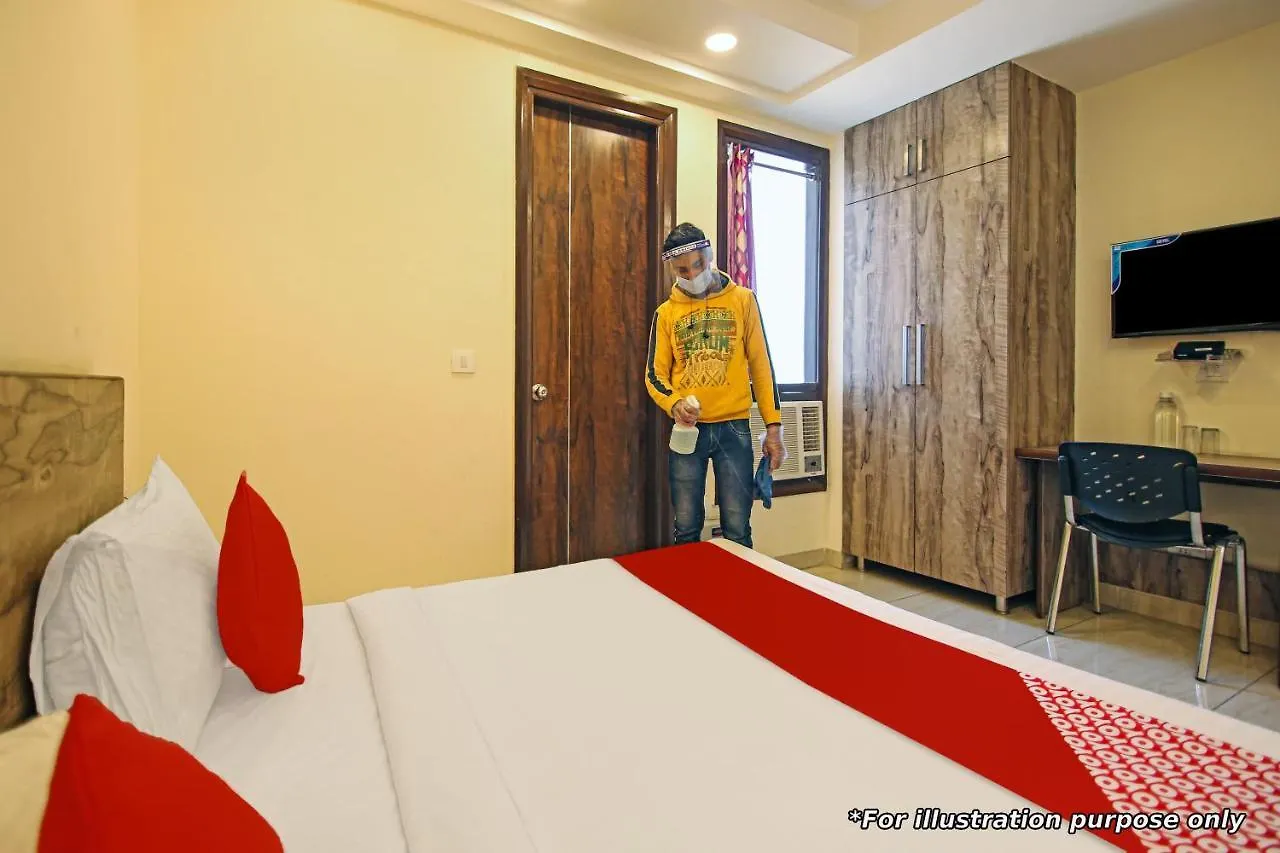 Collection O 78493 Noble Inn Paharganj Delhi  3*, Delhi (National Capital Territory of India)